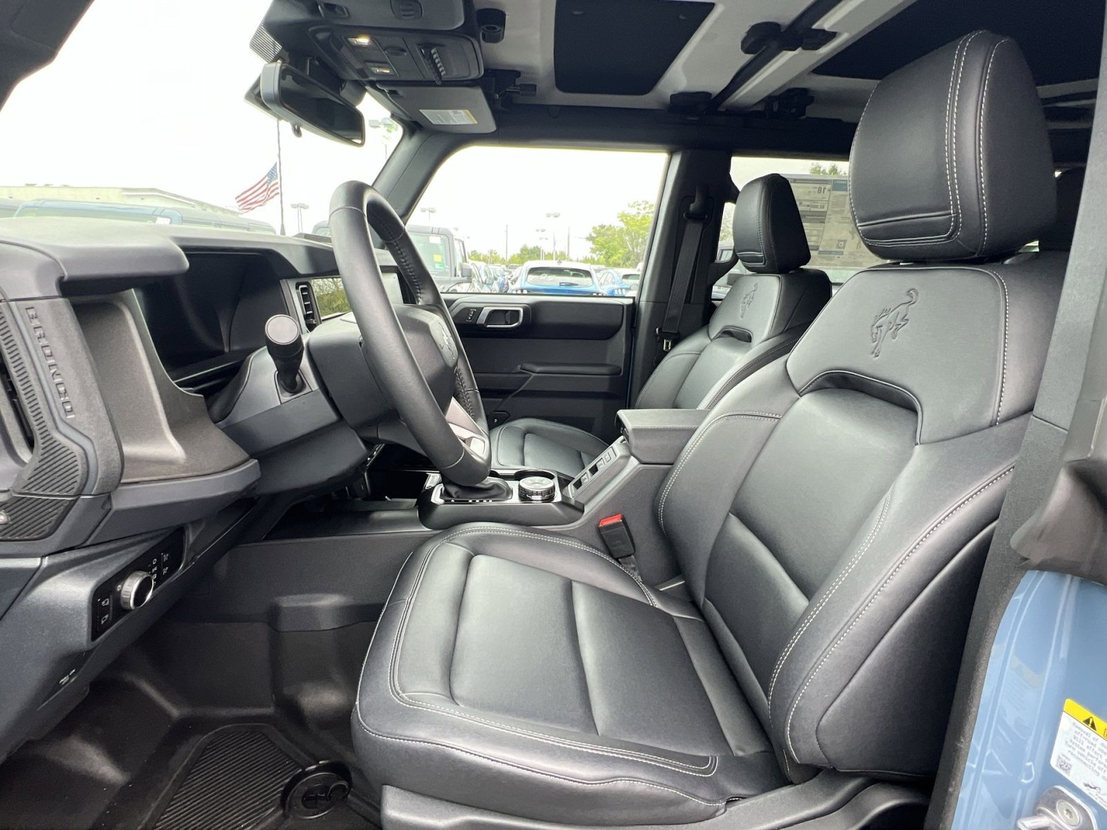 New 2025 Ford Bronco Badlands image 13