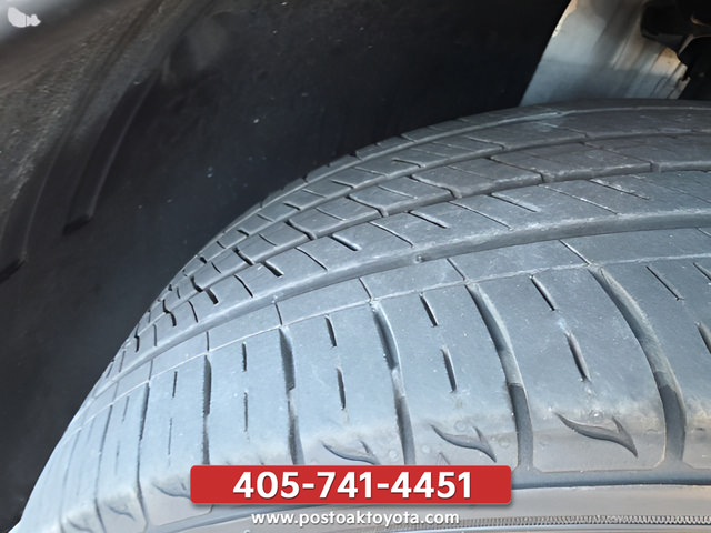 Used 2023 Hyundai Santa Fe SEL w/ Cargo Package FWD image 33