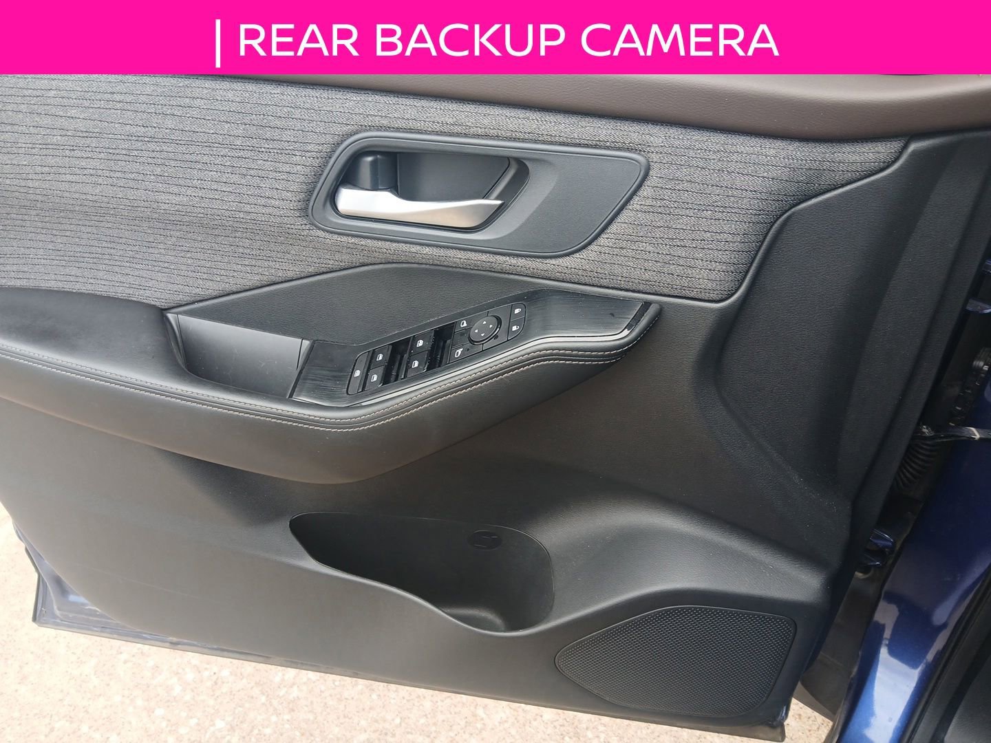 Used 2022 Nissan Rogue SV image 11