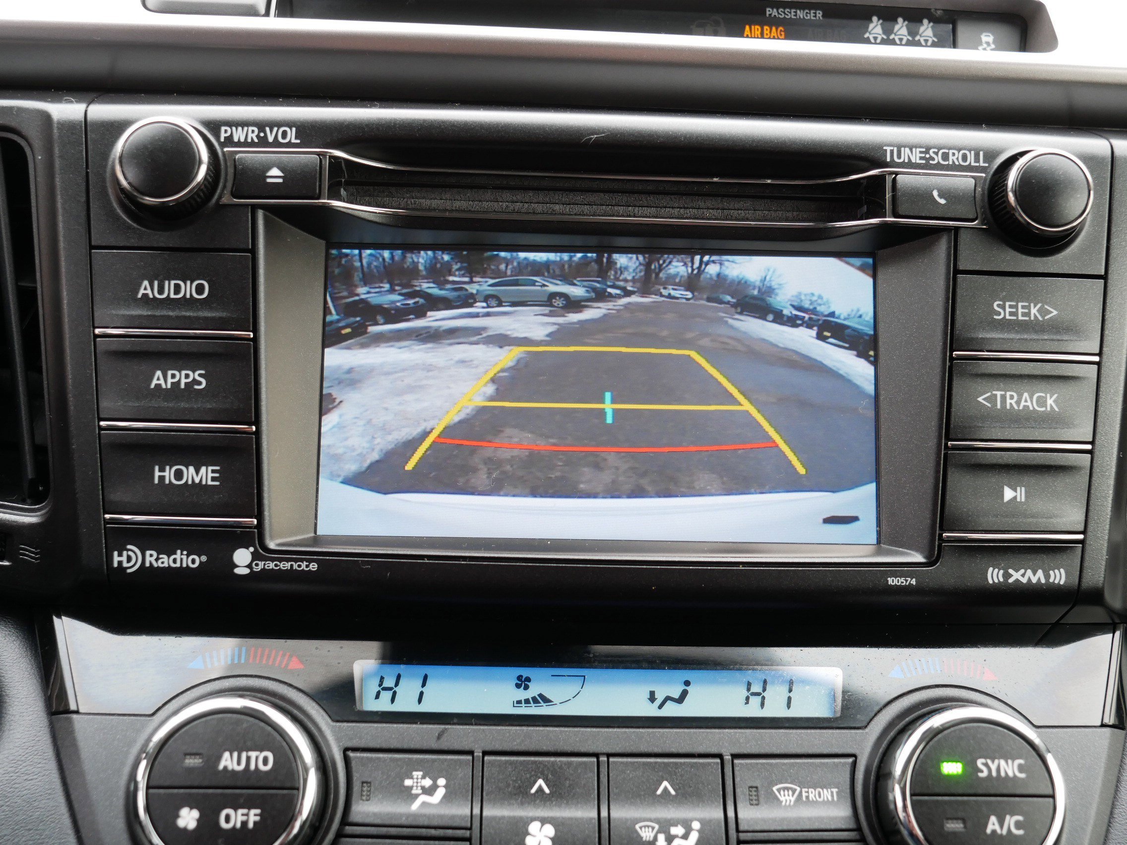 Used 2018 Toyota RAV4 XLE image 27