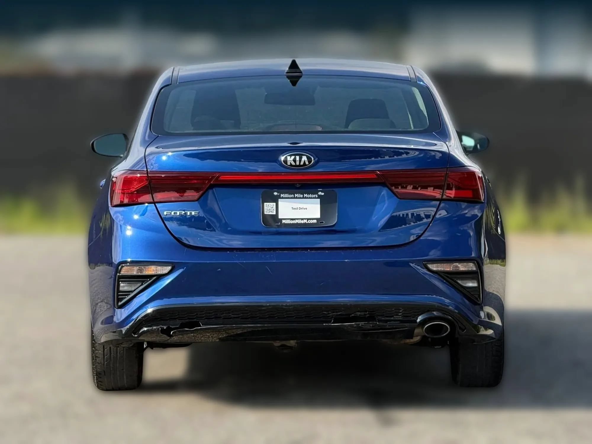 Used 2019 Kia Forte LXS FWD image 4