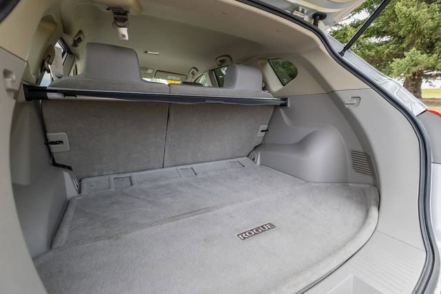Used 2012 Nissan Rogue SV image 10