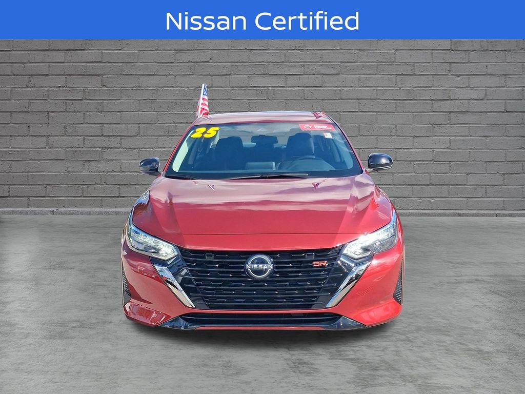 Used 2025 Nissan Sentra SR FWD image 2