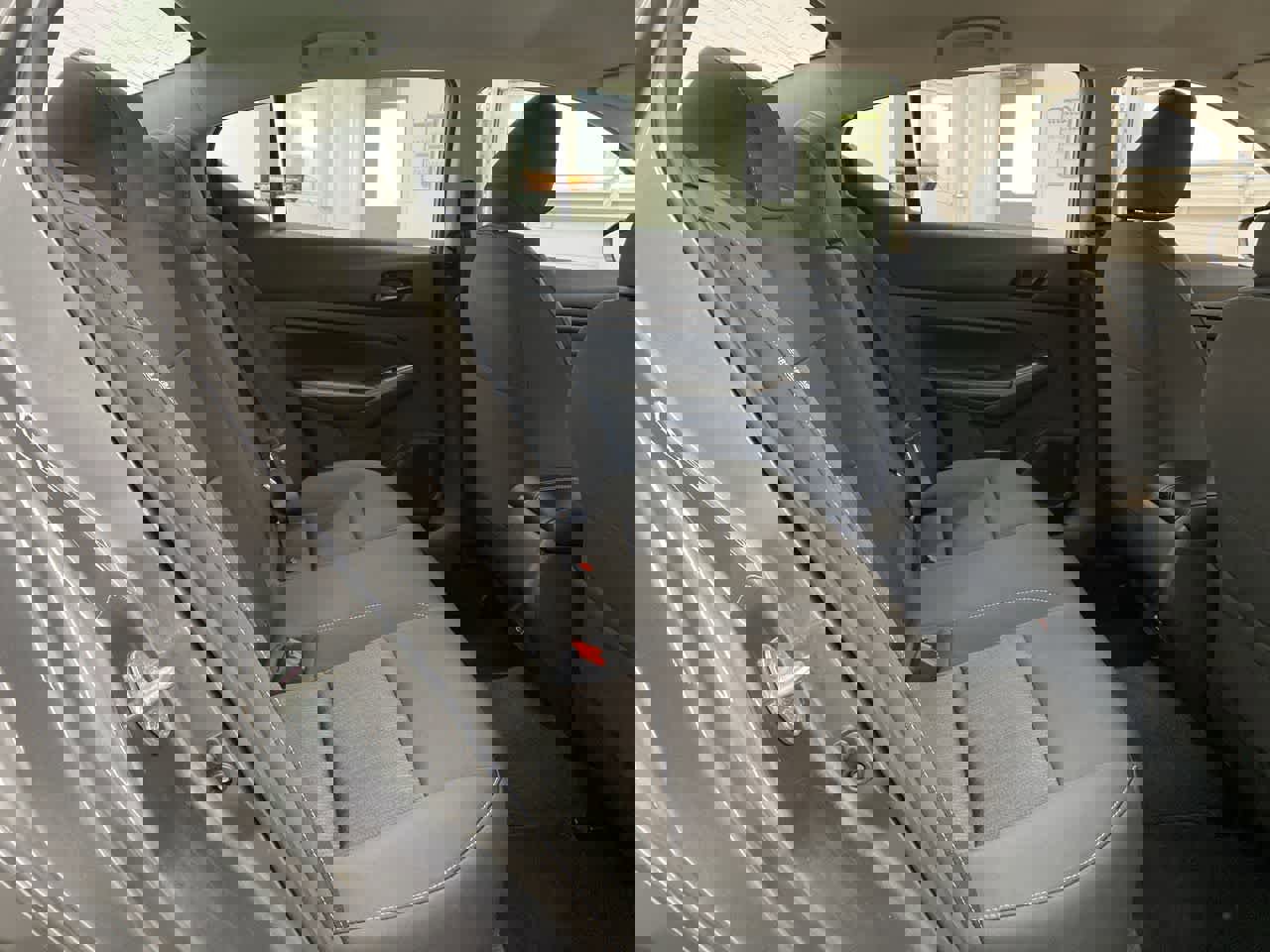 Used 2025 Nissan Altima 2.5 SV image 17