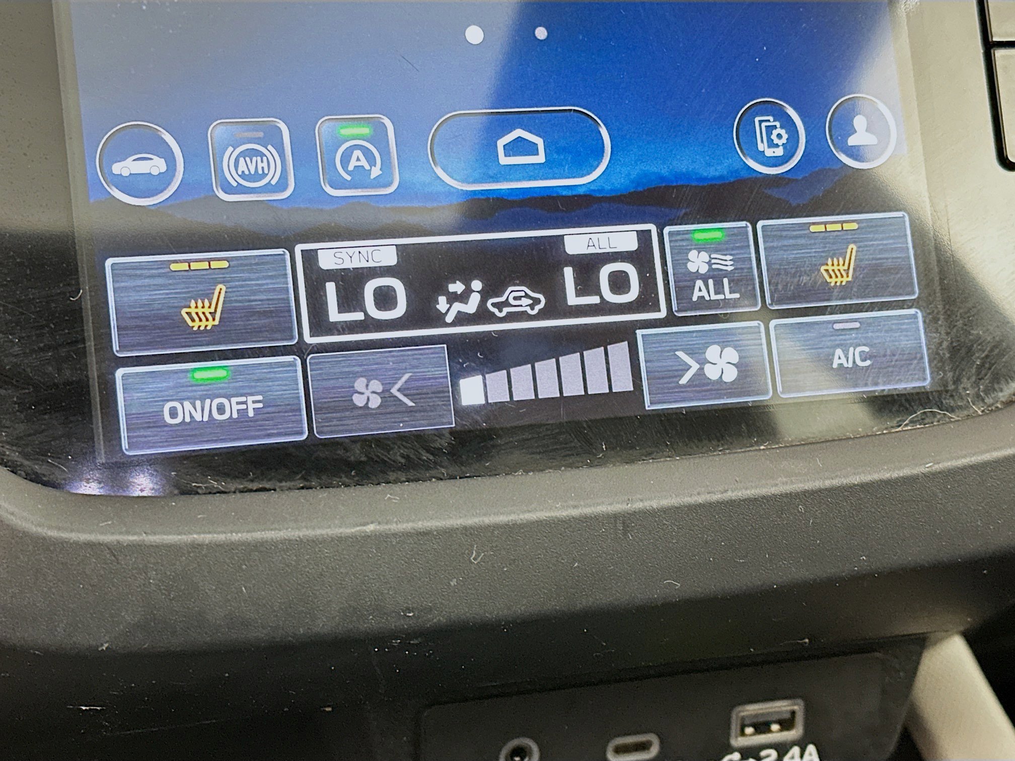 Used 2025 Subaru Forester Premium image 25