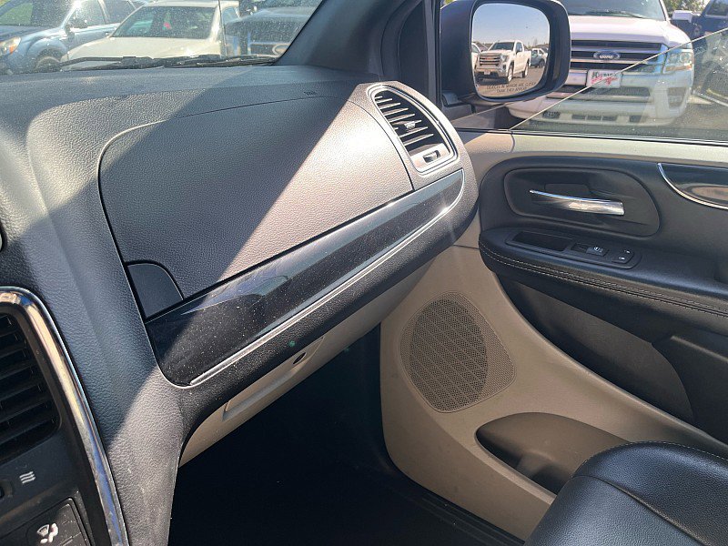 Used 2017 Dodge Grand Caravan SXT FWD image 13