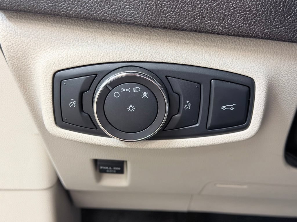 Used 2018 Lincoln MKC Premiere FWD image 40