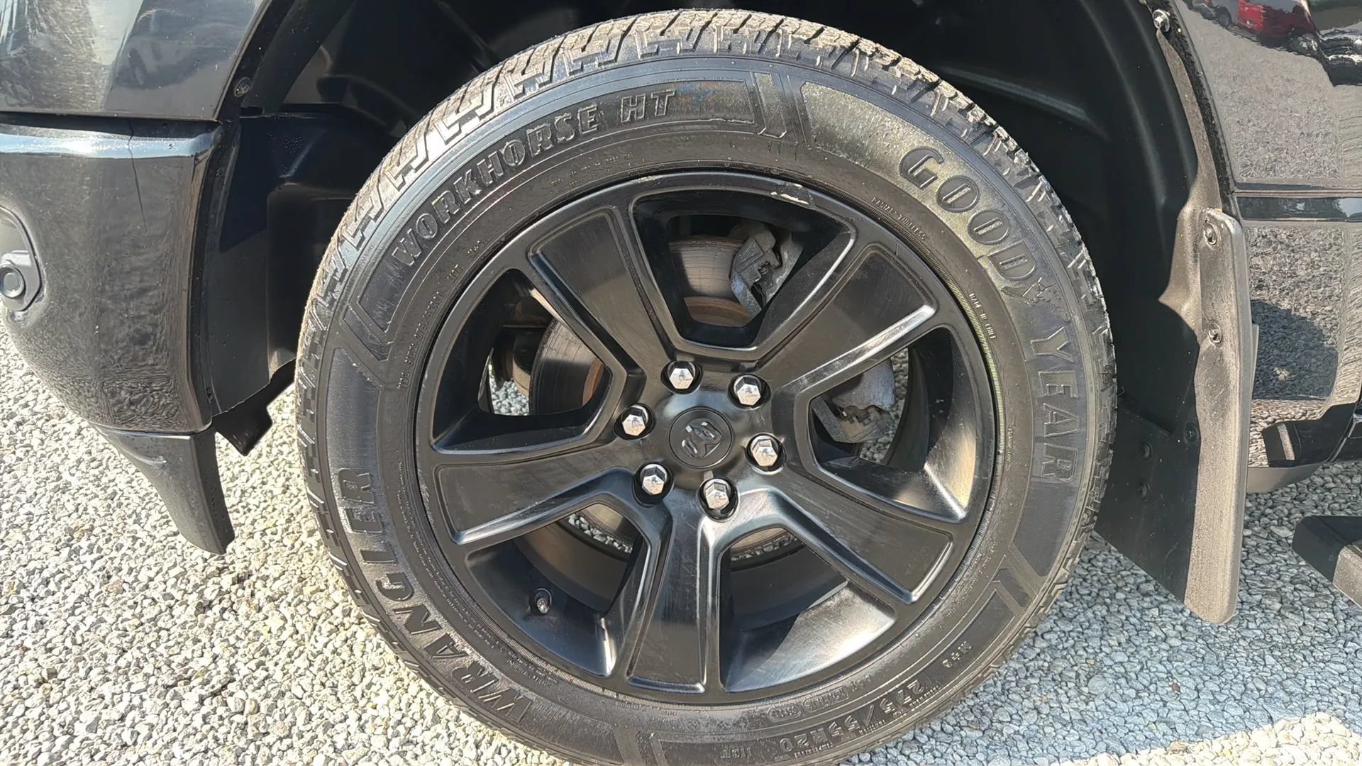 Used 2020 RAM 1500 Big Horn AWD/4WD image 11