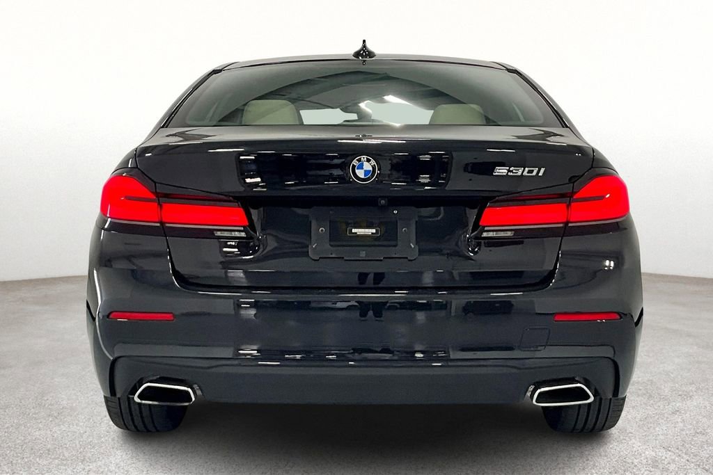 Used 2023 BMW 530i w/ Premium Package image 6
