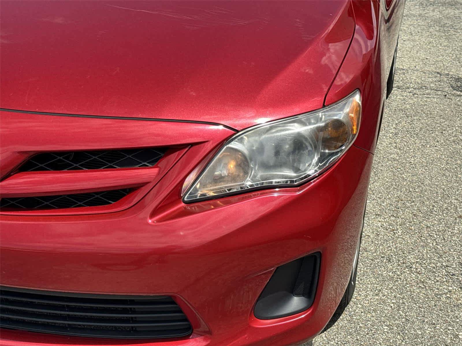 Used 2011 Toyota Corolla LE FWD image 9