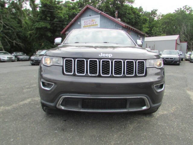 Used 2017 Jeep Grand Cherokee Limited AWD/4WD image 2