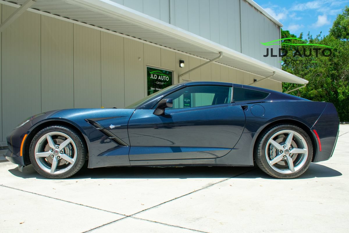 Used 2014 Chevrolet Corvette Stingray Coupe w/ 3LT Preferred Equipment Group RWD image 3