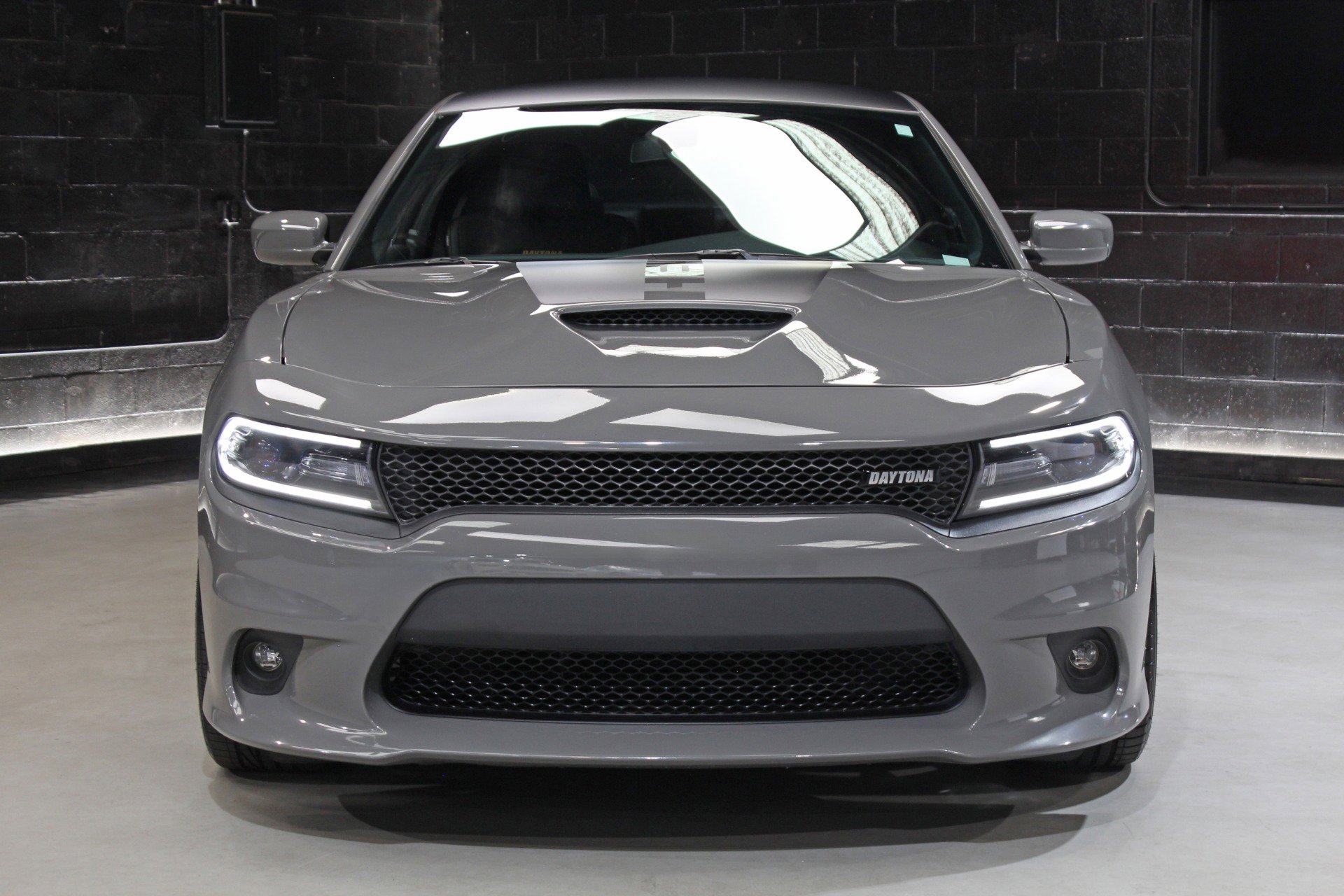 Used 2018 Dodge Charger R/T RWD image 8