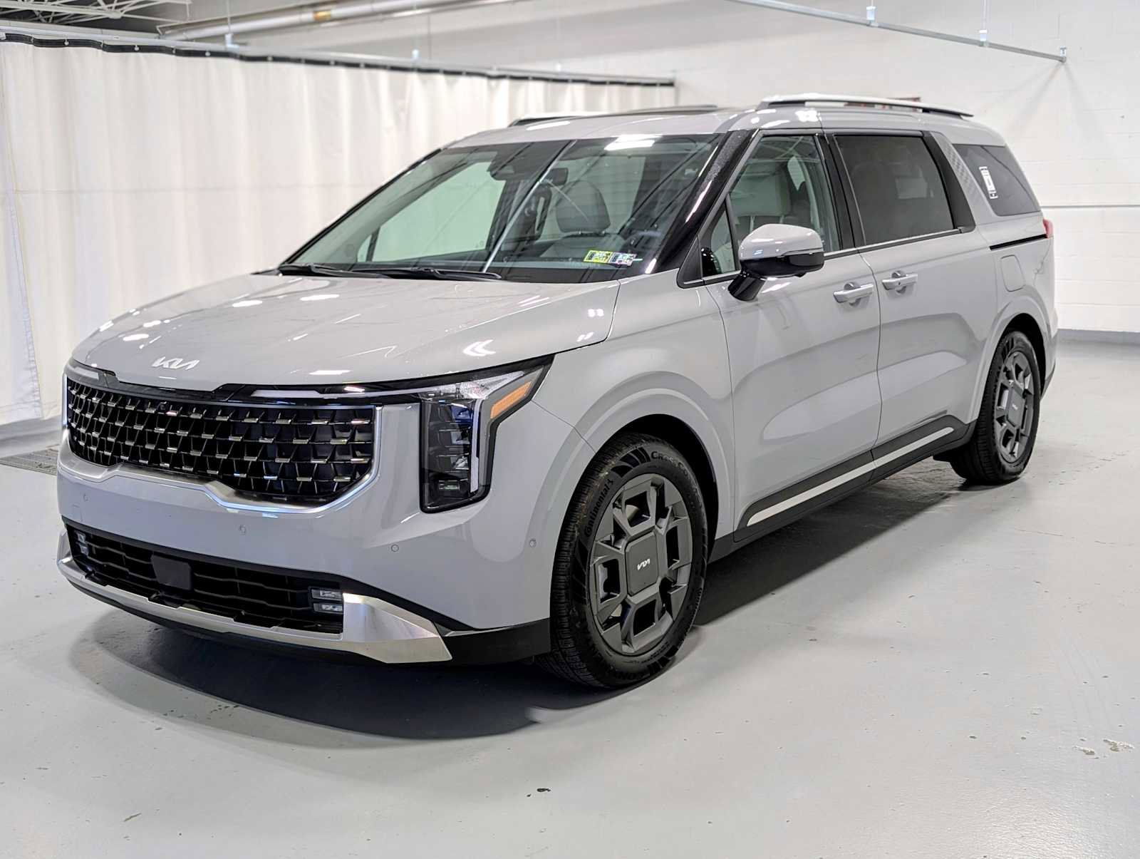 New 2026 Kia Carnival SX image 1