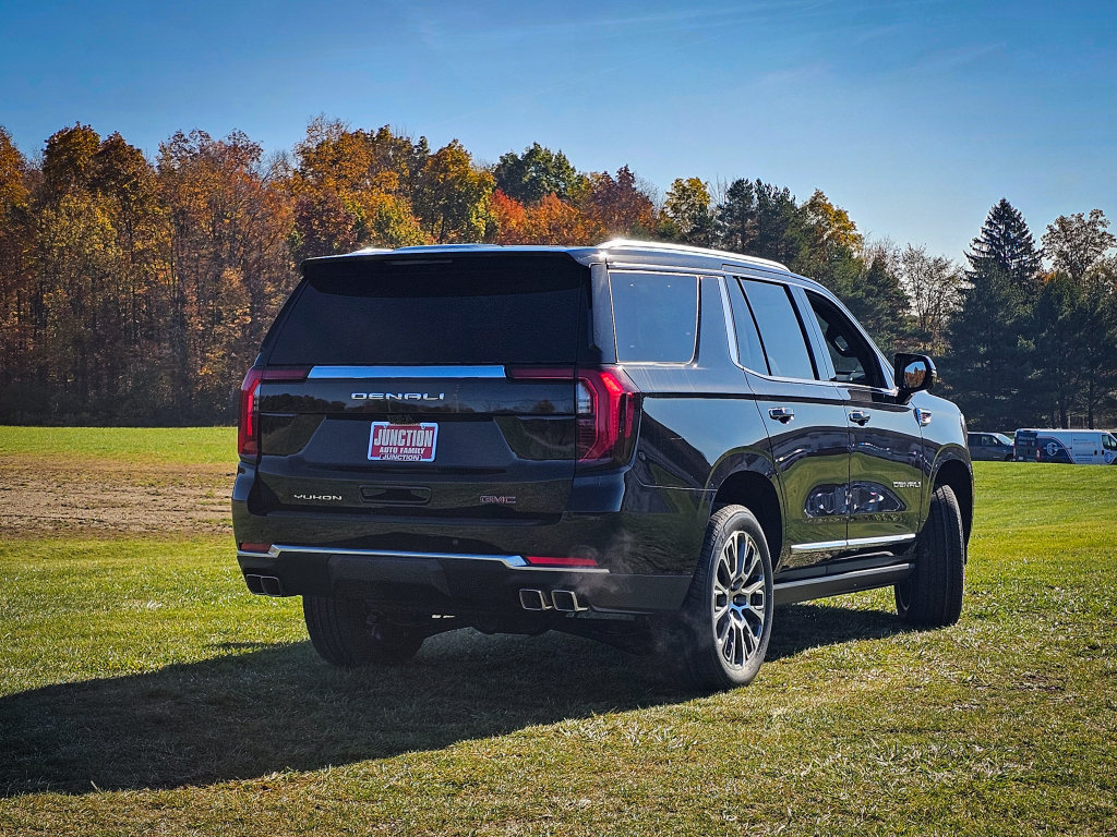 New 2027 GMC Yukon Denali w/ Denali Reserve Package AWD/4WD image 3