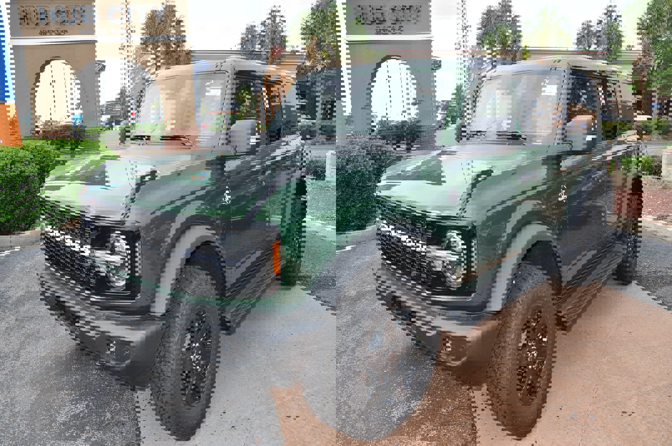 New 2025 Ford Bronco Outer Banks