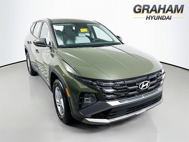 Used 2026 Hyundai Tucson SE AWD/4WD image 1