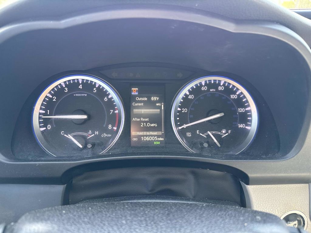 Used 2018 Toyota Highlander XLE image 24