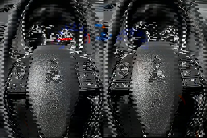 New 2026 Mitsubishi Eclipse Cross SE image 19