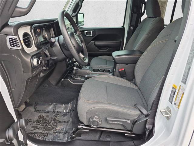 Used 2024 Jeep Wrangler Unlimited Sport AWD/4WD image 15
