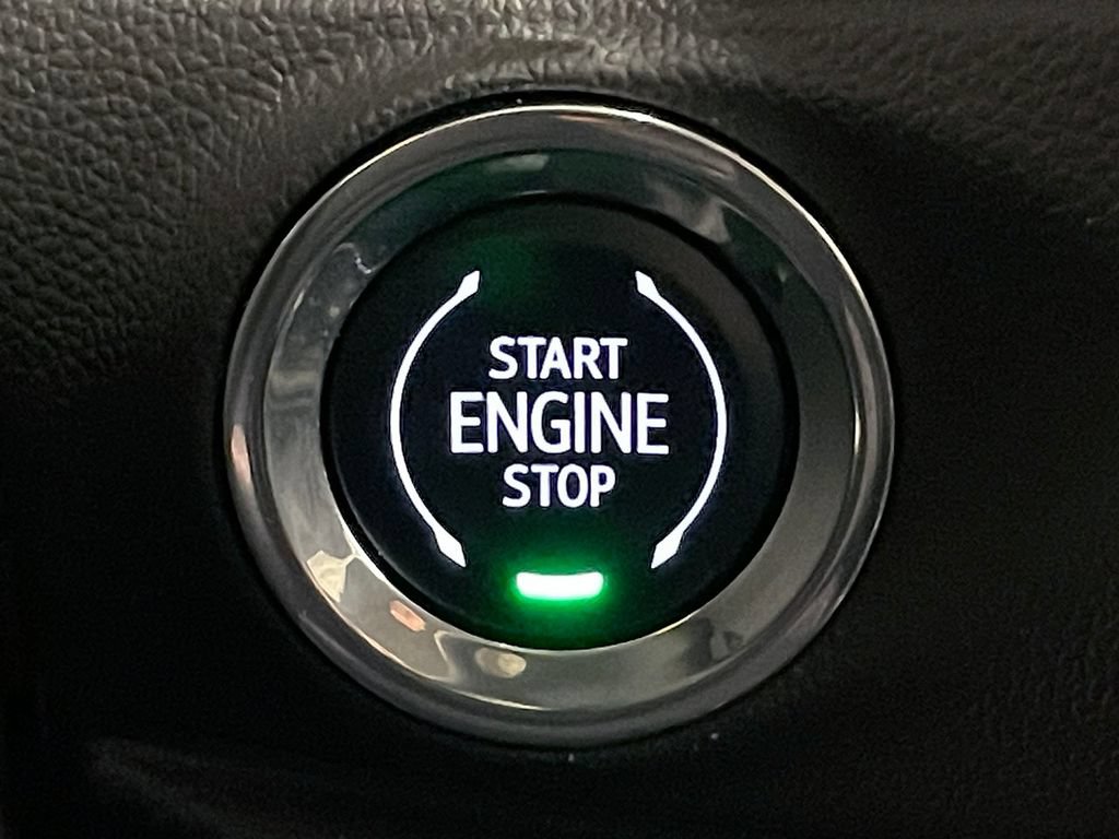 Used 2023 Buick Encore GX Select w/ Sport Touring Package FWD image 30