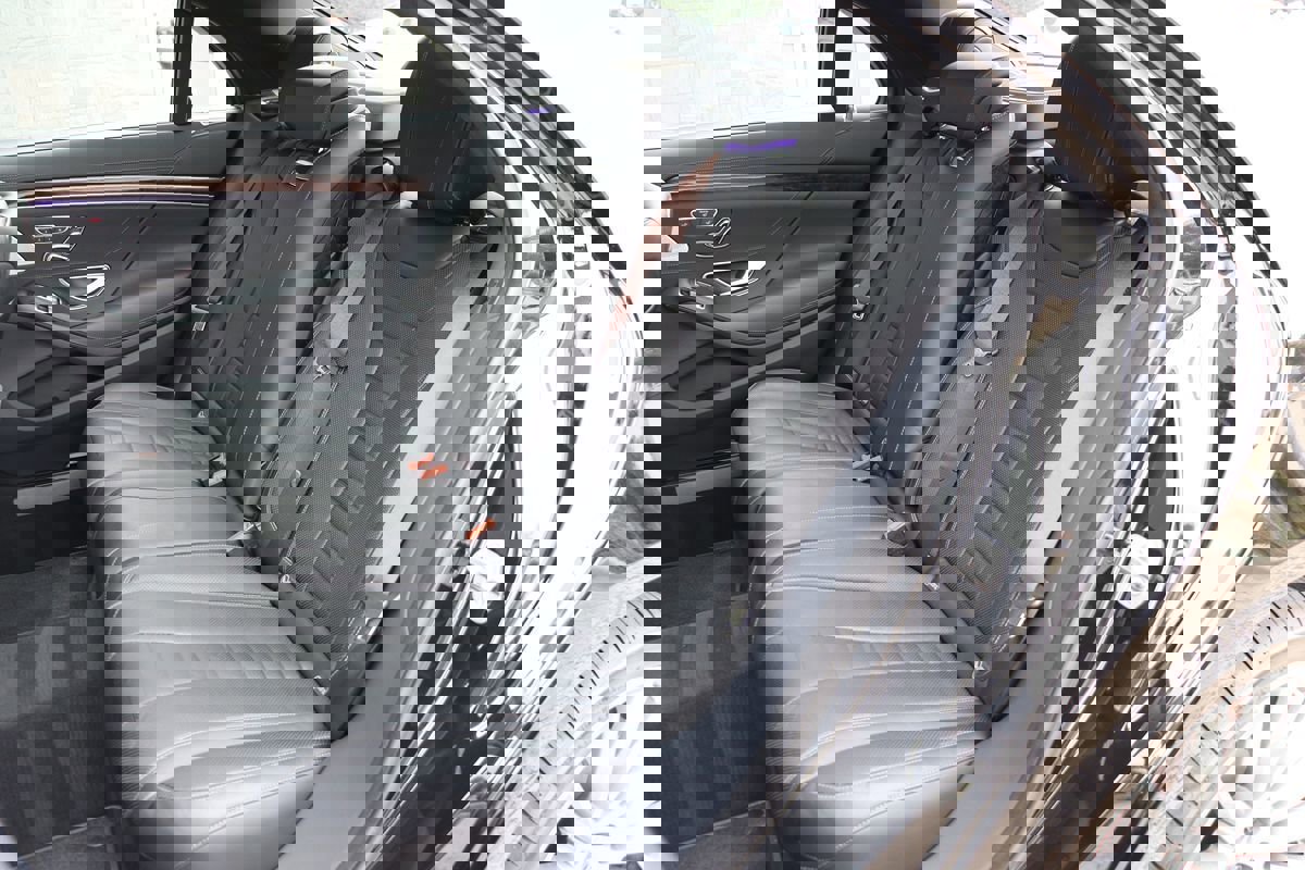 Used 2019 Mercedes-Benz S 560 Sedan image 46