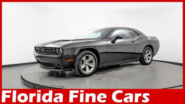 Used 2020 Dodge Challenger GT image 1