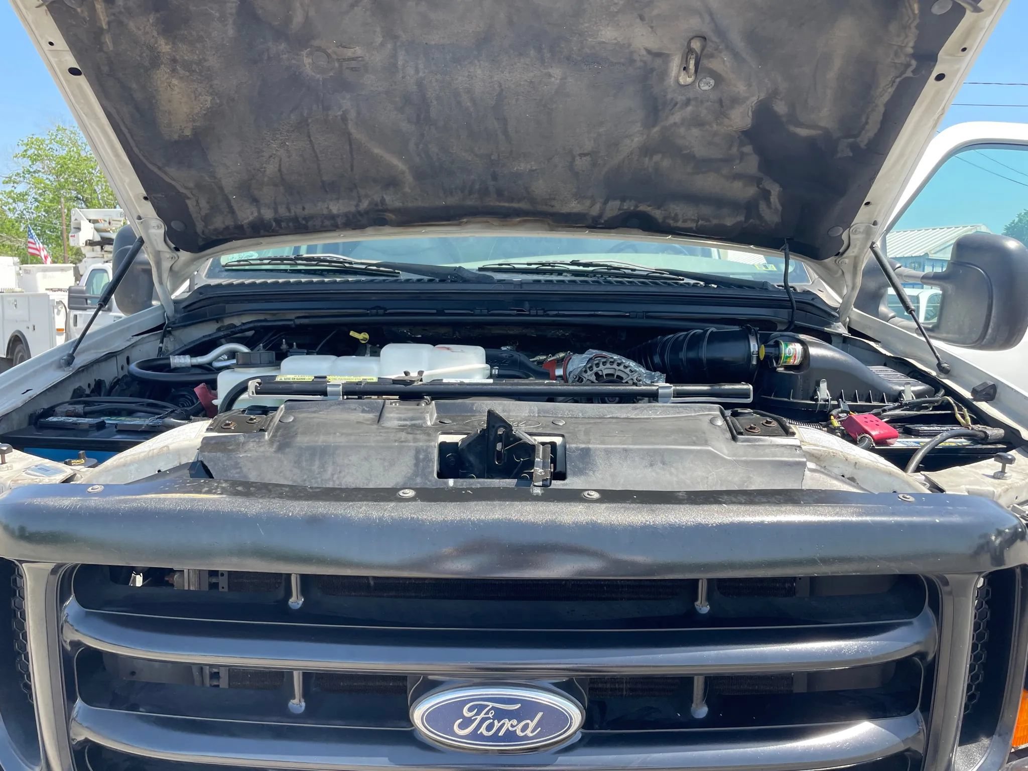 Used 2001 Ford F550 4x4 Regular Cab Super Duty image 8