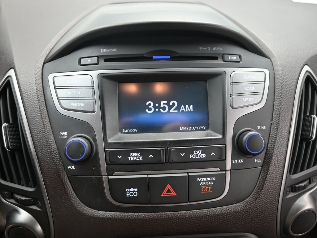 Used 2015 Hyundai Tucson SE AWD/4WD image 15