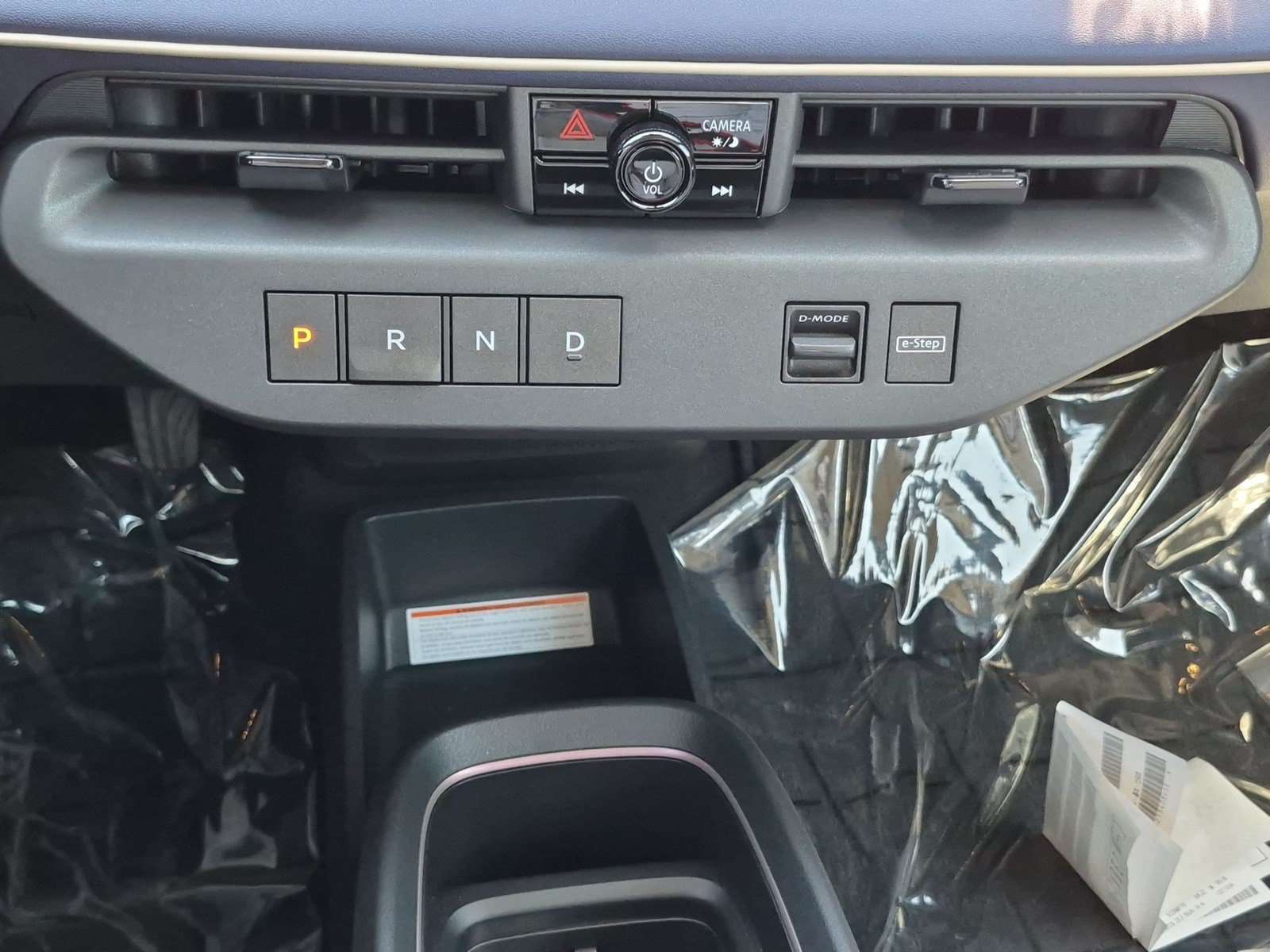 New 2026 Nissan Leaf SV+ w/ Floor Mat Package (SV+) FWD image 19