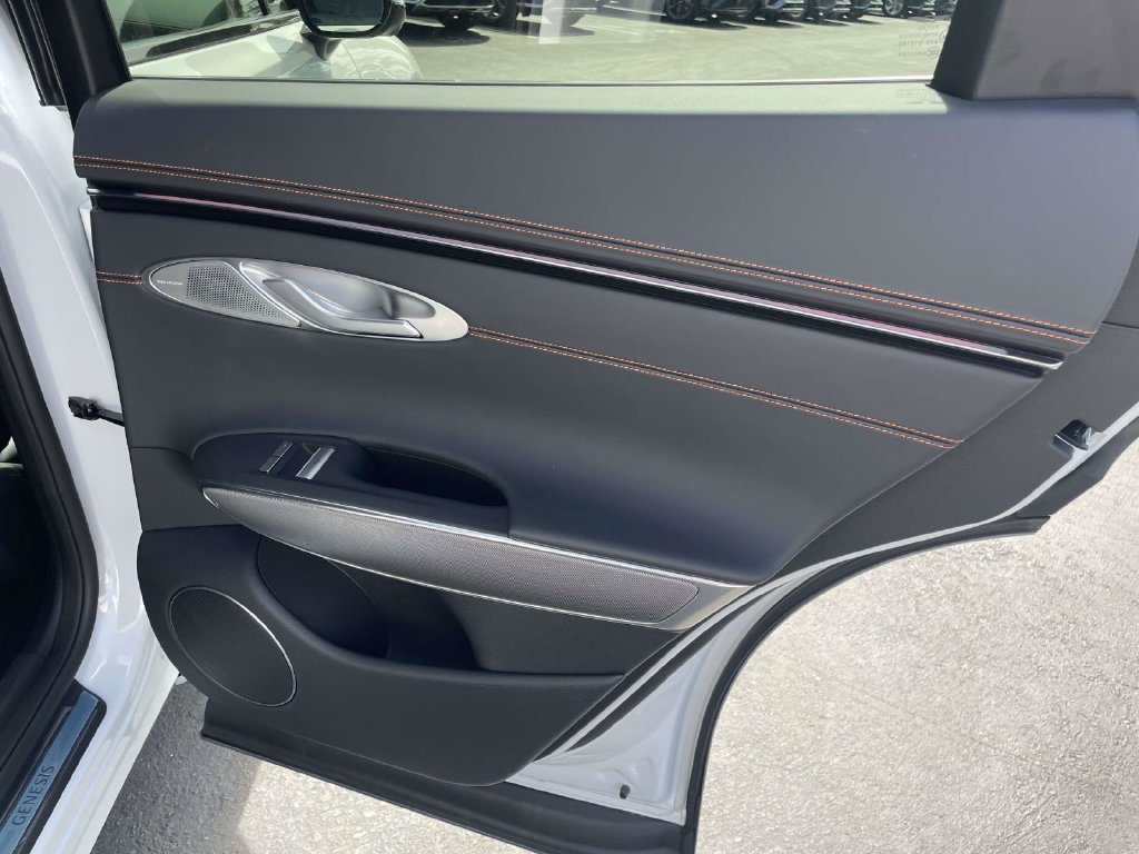 New 2026 Genesis GV70 3.5T Sport Advanced AWD/4WD image 23