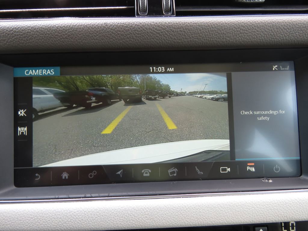 Used 2020 Jaguar XF Prestige AWD/4WD image 26