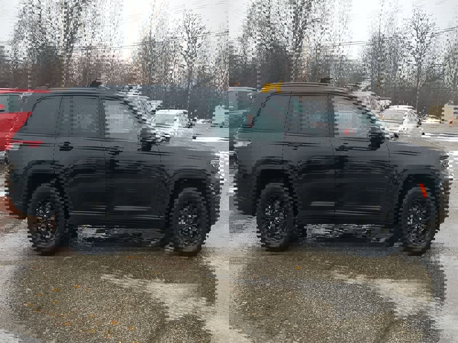 Used 2024 Jeep Grand Cherokee Altitude image 15