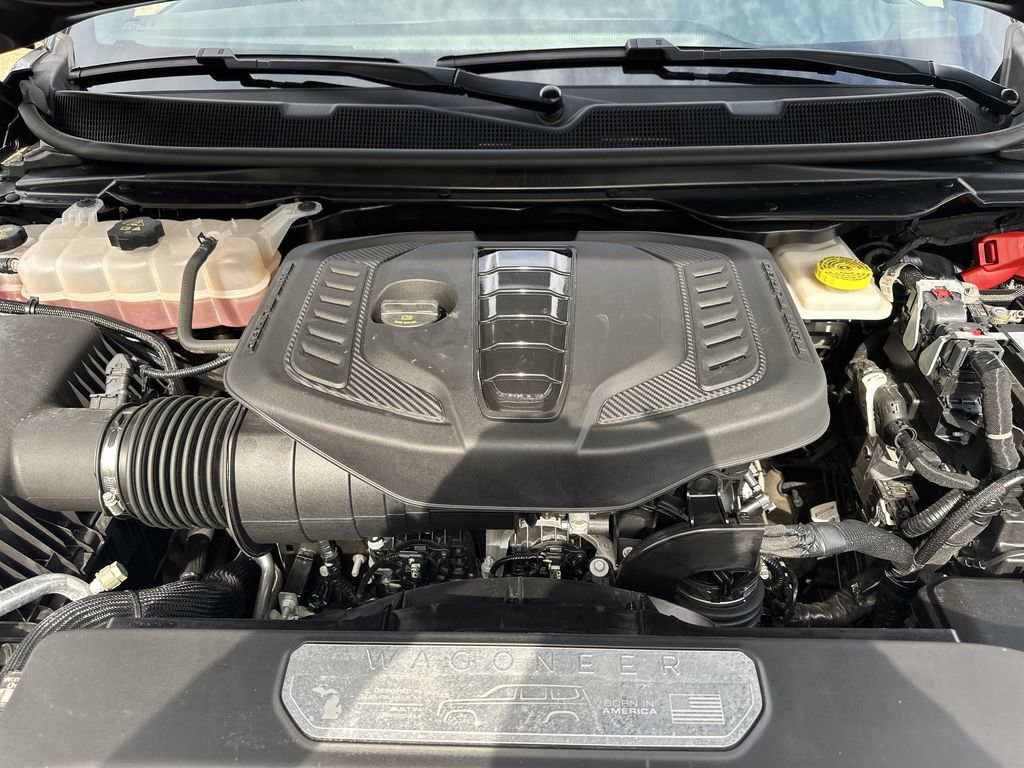 Used 2024 Jeep Wagoneer 2WD w/ Premium Group I image 12