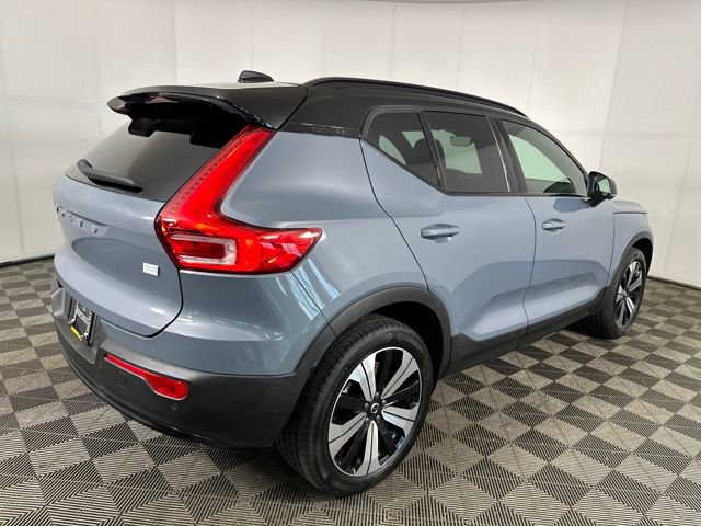 Used 2023 Volvo XC40 Recharge Plus w/ Protection Package Premier image 3