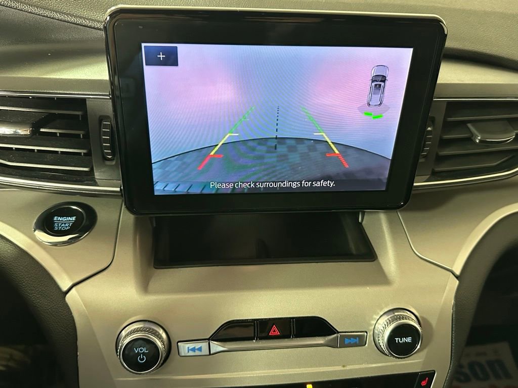 Used 2023 Ford Explorer XLT w/ Equipment Group 202A image 17