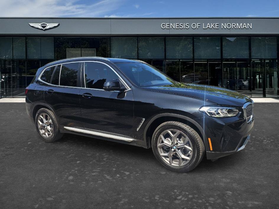Used 2022 BMW X3 xDrive30i w/ Convenience Package AWD/4WD image 3