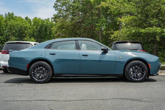 New 2026 Dodge Charger Scat Pack w/ Blacktop Package AWD/4WD image 4