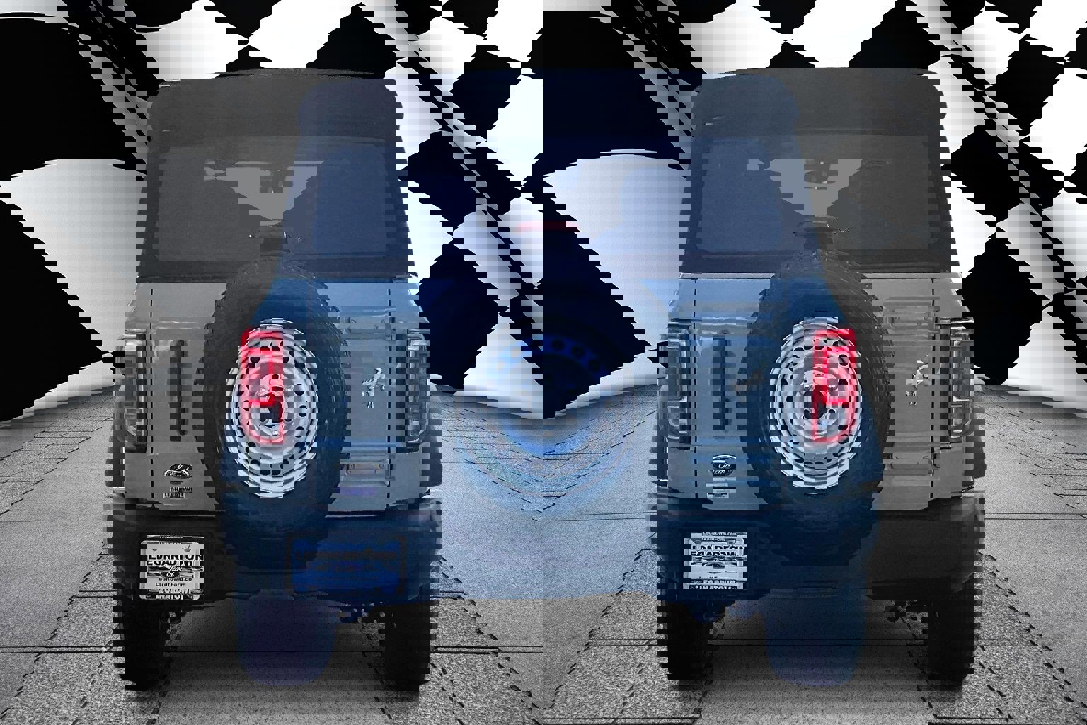 Used 2022 Ford Bronco 4-Door image 4