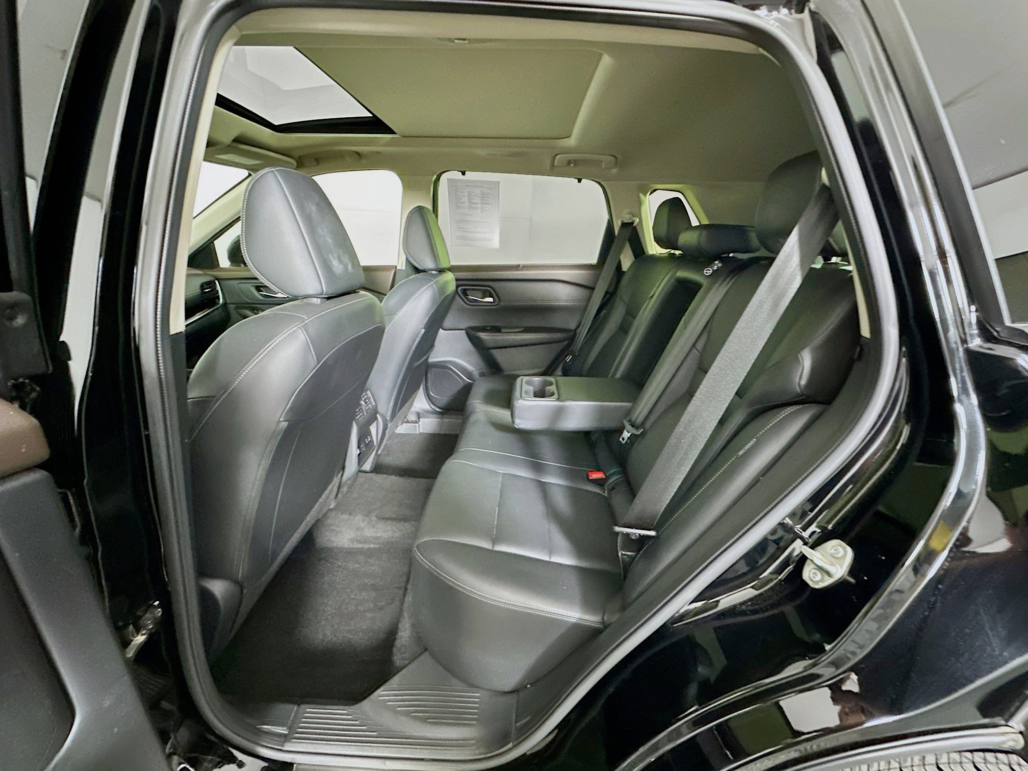 Used 2023 Nissan Rogue SL w/ SL Premium Package FWD image 29