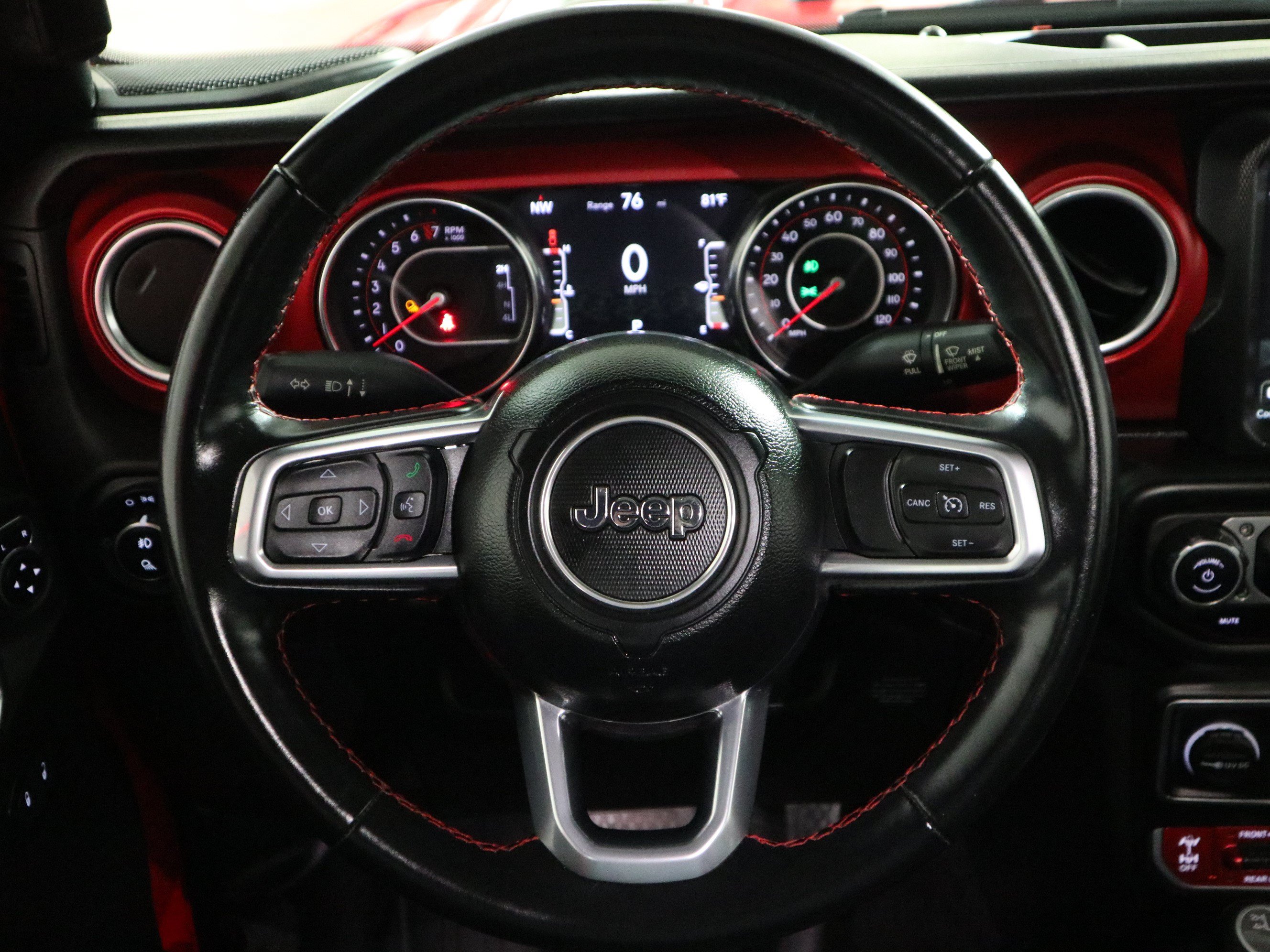 Used 2021 Jeep Gladiator Rubicon AWD/4WD image 17