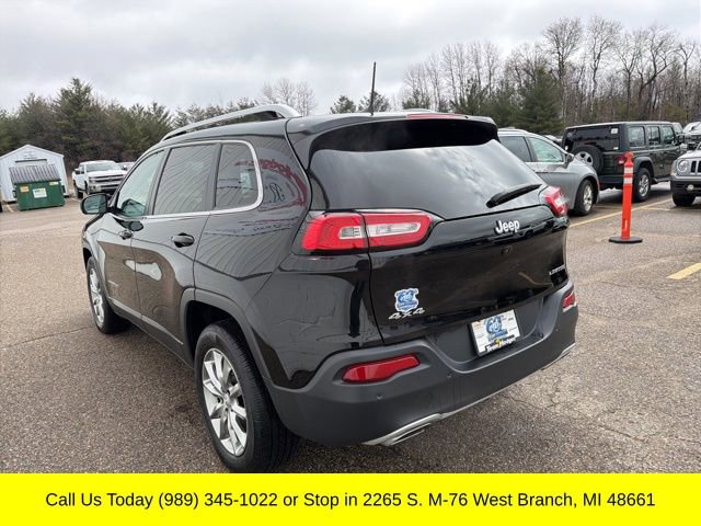 Used 2018 Jeep Cherokee Limited w/ Technology Group image 9