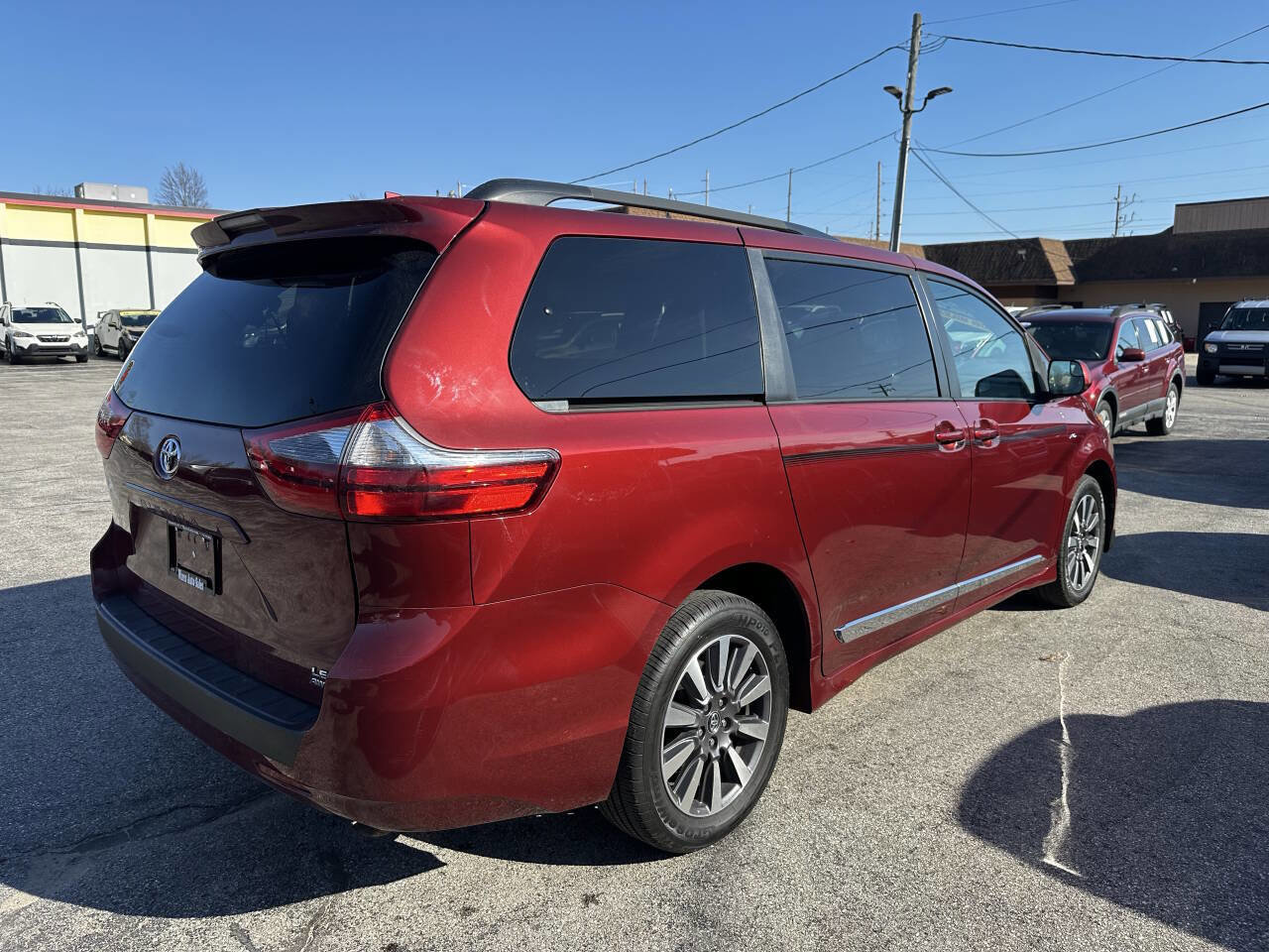 Used 2020 Toyota Sienna LE AWD/4WD image 7