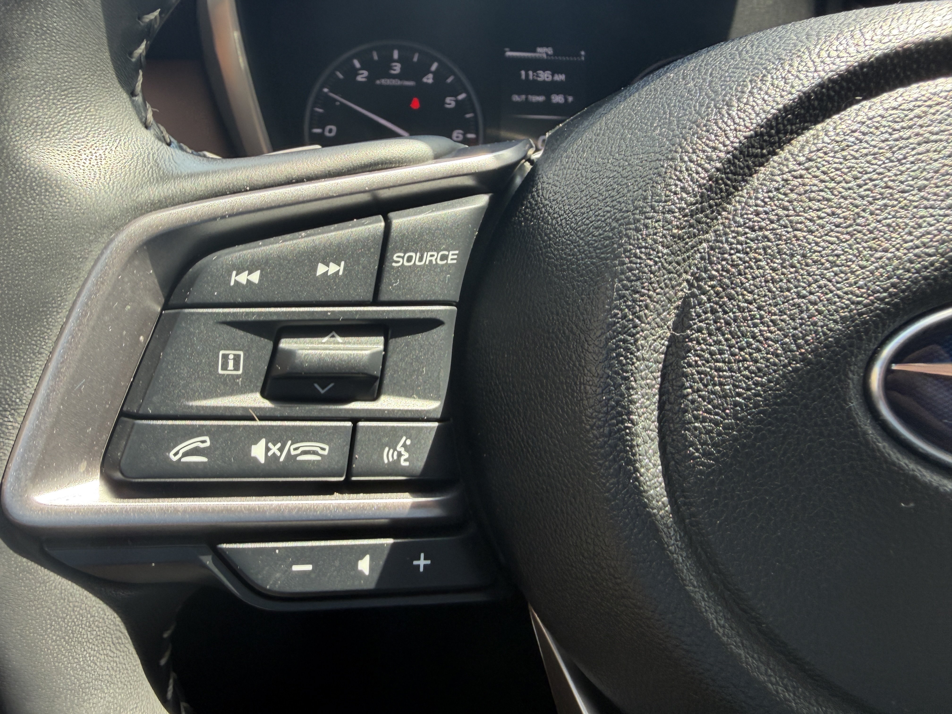 Used 2025 Subaru Outback Touring AWD/4WD image 24