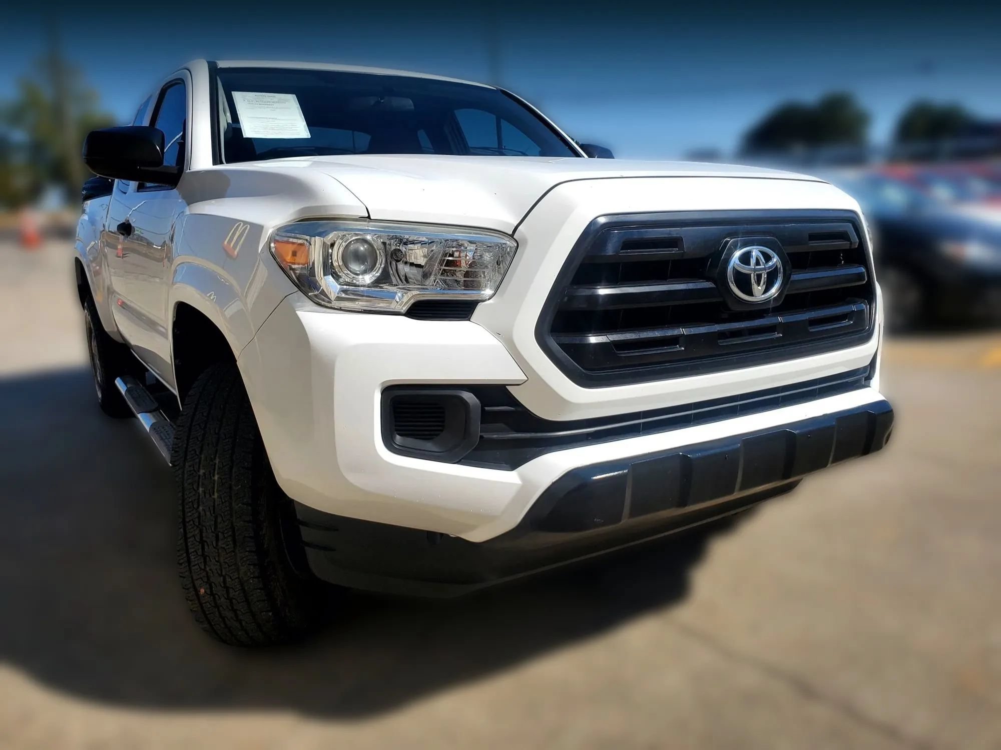 Used 2016 Toyota Tacoma SR RWD image 4