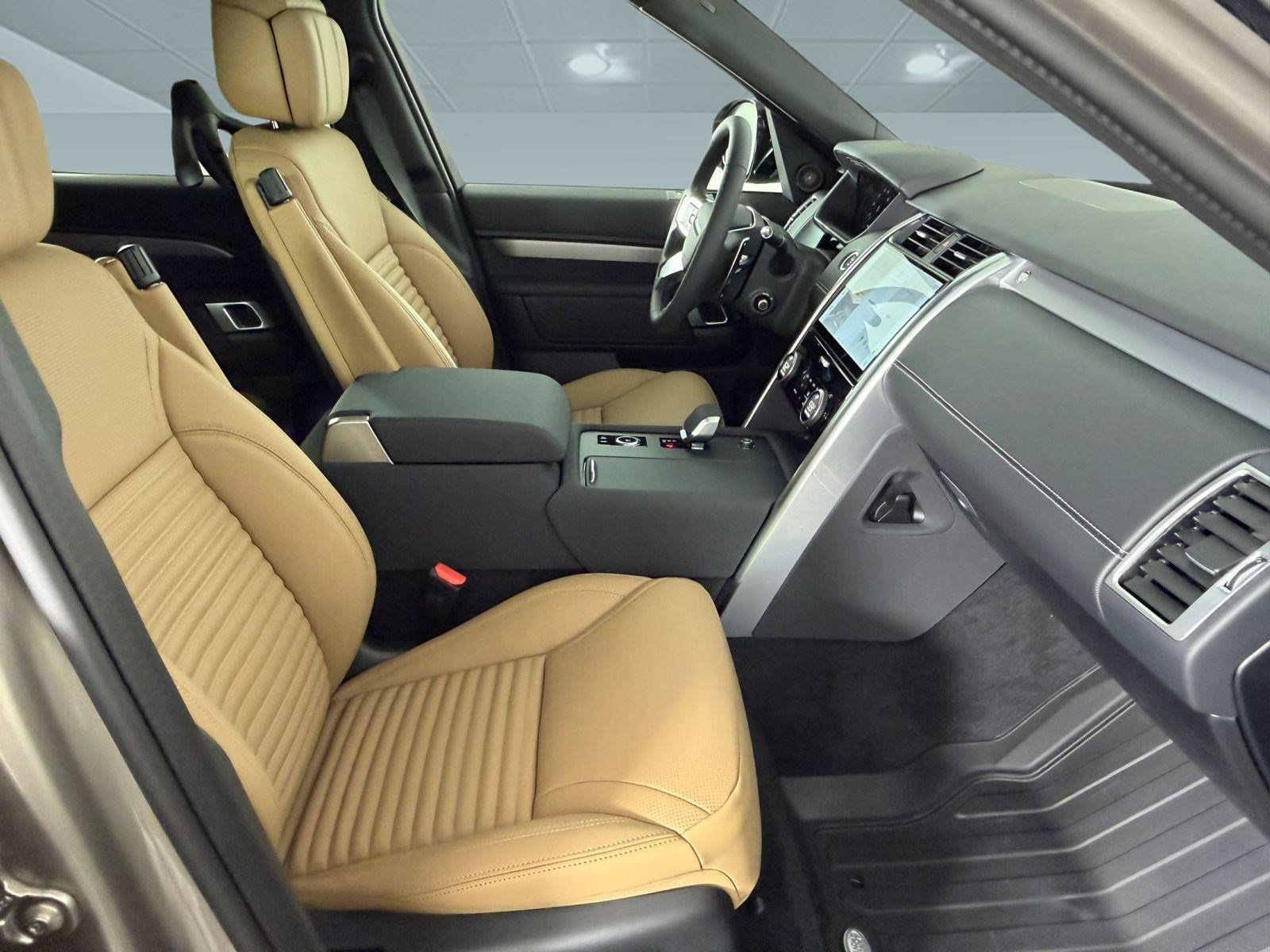 New 2026 Land Rover Discovery Dynamic SE AWD/4WD image 21