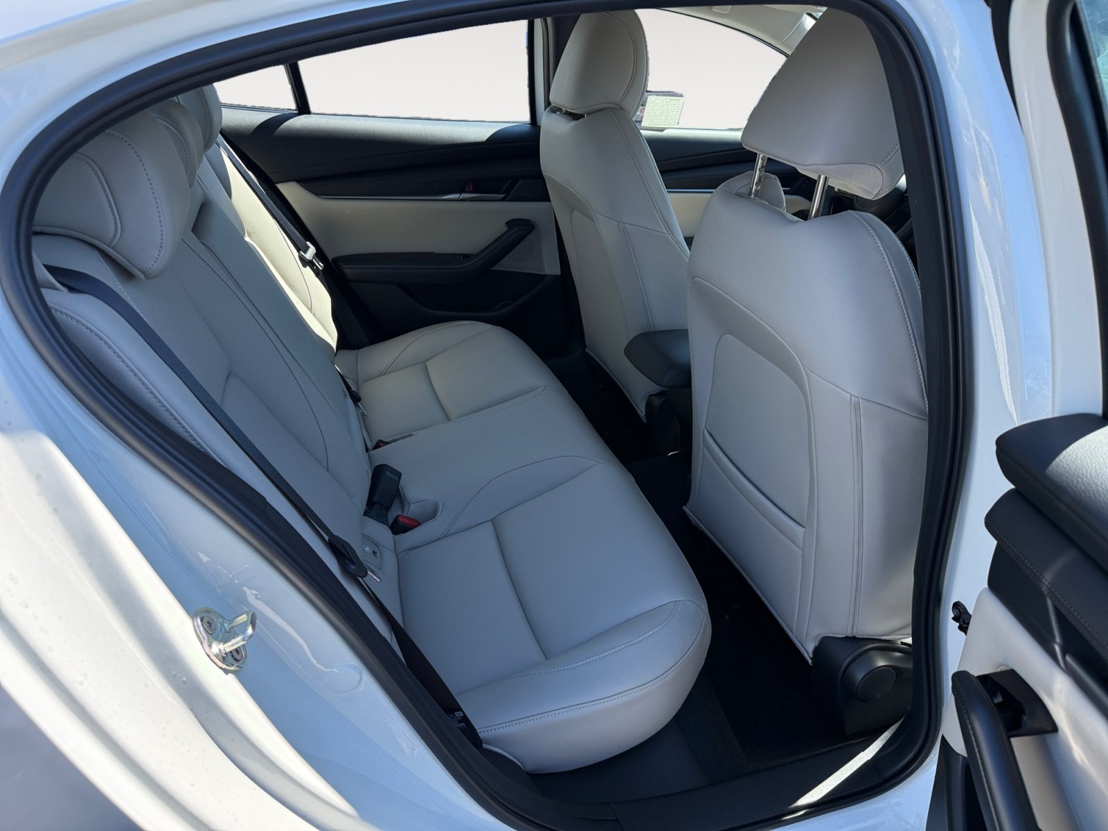 New 2026 MAZDA MAZDA3 2.5 S Sedan w/ Preferred Pkg FWD image 18