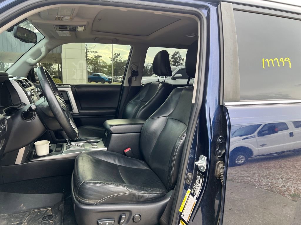 Used 2014 Toyota 4Runner Limited image 10
