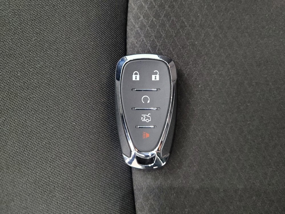 Used 2022 Chevrolet Malibu LS w/ Driver Confidence Package II image 32