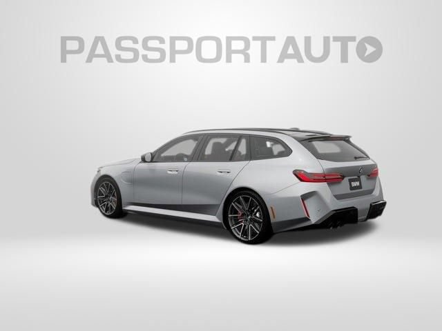 New 2027 BMW M5 Touring AWD/4WD image 3